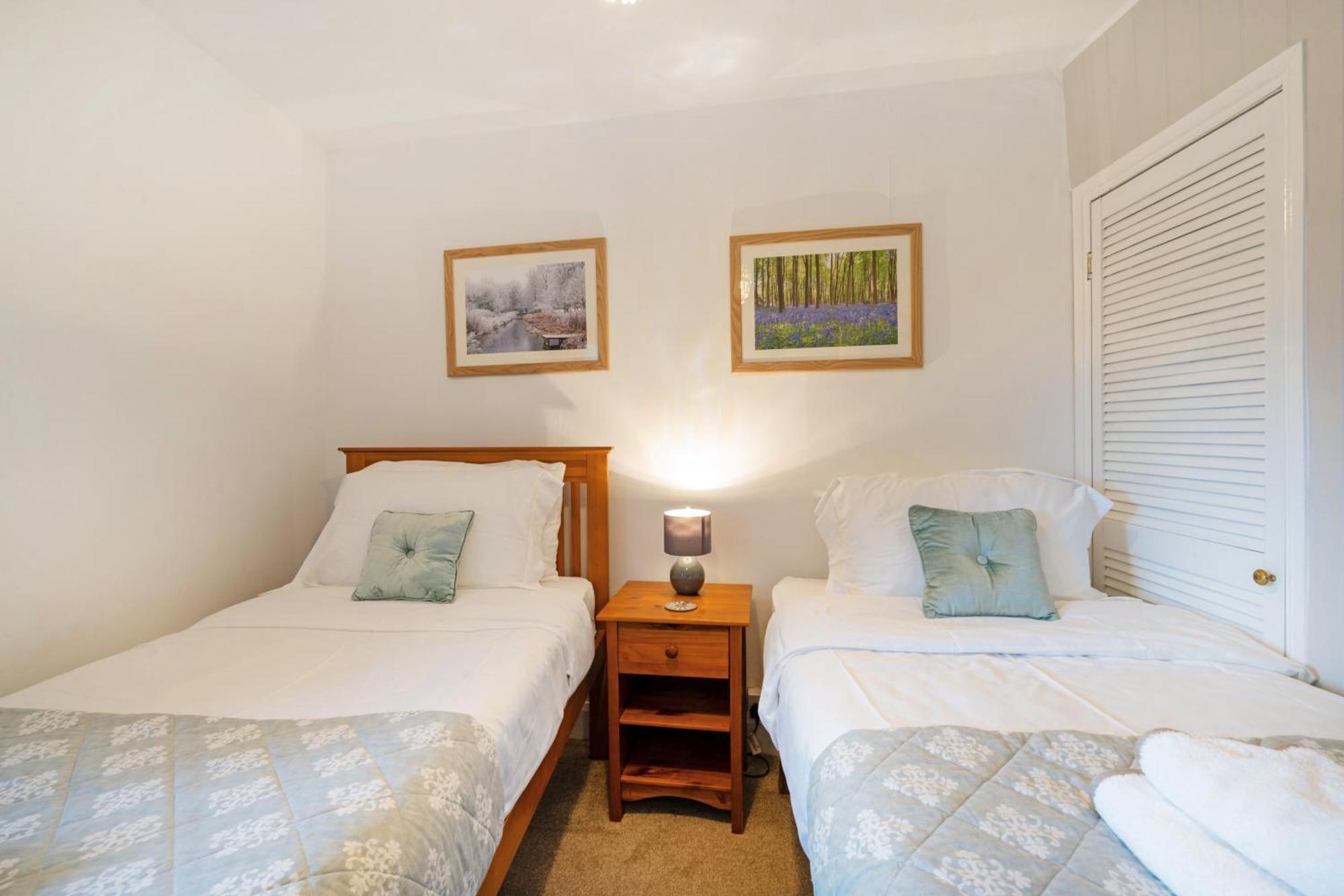 Westgate Cottage A Cosy City Centre Cottage With Private Rear Garden Winchester Exterior photo